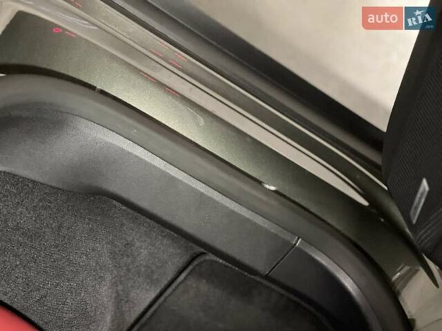 Зеленый Порше Масан, объемом двигателя 0 л и пробегом 8 тыс. км за 118186 $, фото 34 на Automoto.ua