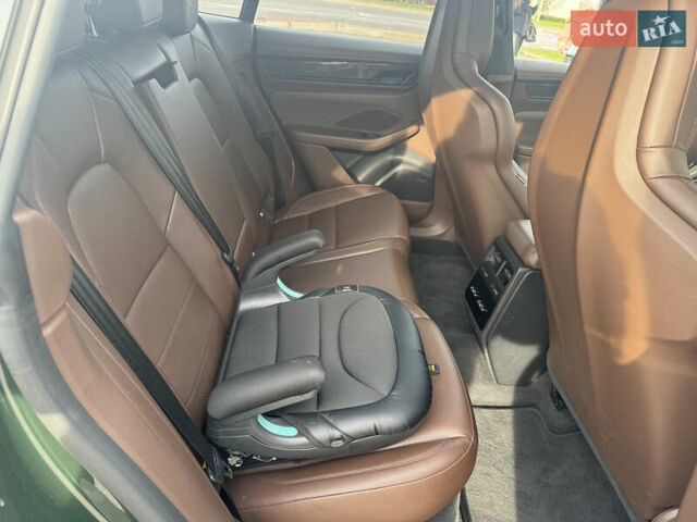 Зеленый Порше Масан, объемом двигателя 0 л и пробегом 12 тыс. км за 134999 $, фото 41 на Automoto.ua