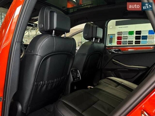 Оранжевый Порше Масан, объемом двигателя 1.98 л и пробегом 1 тыс. км за 81000 $, фото 23 на Automoto.ua