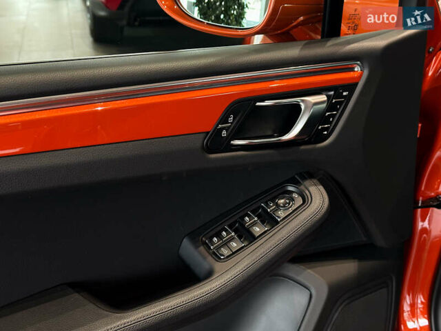 Оранжевый Порше Масан, объемом двигателя 1.98 л и пробегом 1 тыс. км за 81000 $, фото 12 на Automoto.ua