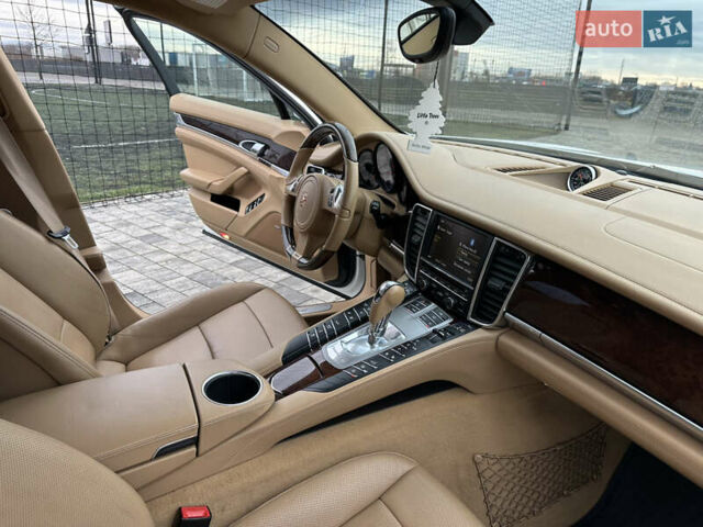 Білий Порше Panamera, об'ємом двигуна 4.8 л та пробігом 180 тис. км за 16350 $, фото 24 на Automoto.ua