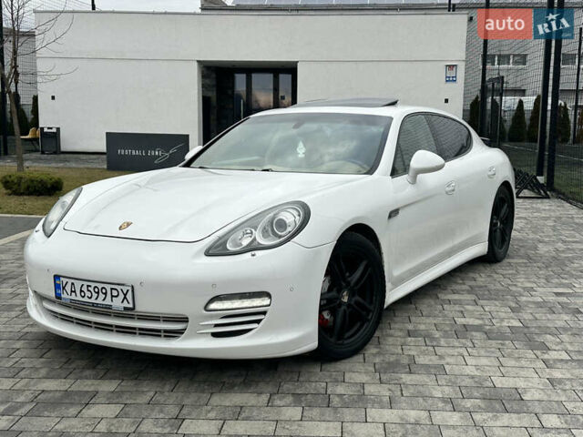 Білий Порше Panamera, об'ємом двигуна 4.8 л та пробігом 180 тис. км за 16350 $, фото 14 на Automoto.ua