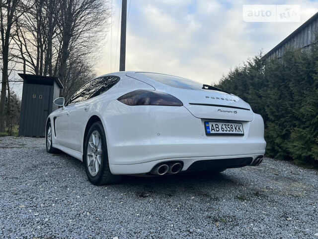 Білий Порше Panamera, об'ємом двигуна 4.81 л та пробігом 190 тис. км за 28000 $, фото 15 на Automoto.ua