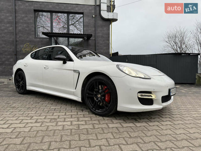 Белый Порше Панамера, объемом двигателя 4.8 л и пробегом 139 тыс. км за 17000 $, фото 23 на Automoto.ua
