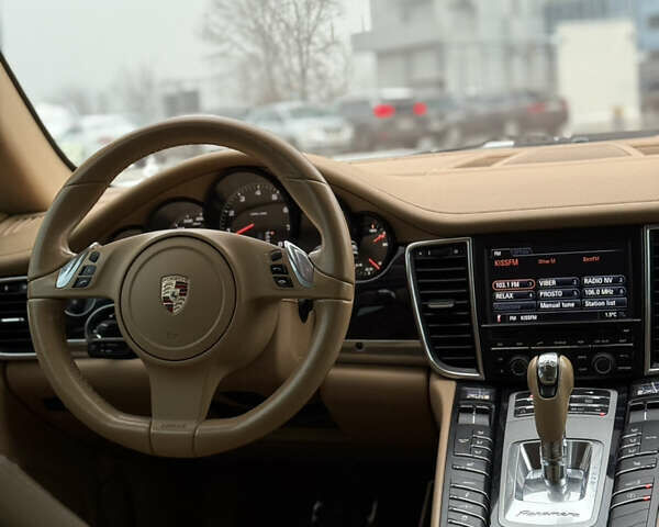 Белый Порше Панамера, объемом двигателя 3.6 л и пробегом 125 тыс. км за 17999 $, фото 29 на Automoto.ua