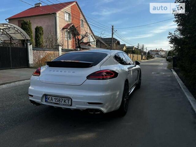 Білий Порше Panamera, об'ємом двигуна 4.81 л та пробігом 137 тис. км за 25000 $, фото 7 на Automoto.ua