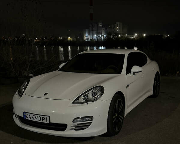 Белый Порше Панамера, объемом двигателя 3.61 л и пробегом 120 тыс. км за 14500 $, фото 2 на Automoto.ua