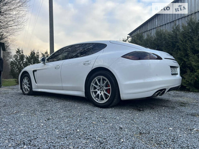 Білий Порше Panamera, об'ємом двигуна 4.81 л та пробігом 190 тис. км за 28000 $, фото 9 на Automoto.ua