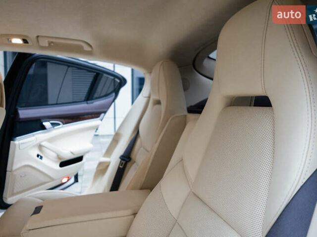 Белый Порше Панамера, объемом двигателя 4.81 л и пробегом 129 тыс. км за 26000 $, фото 53 на Automoto.ua