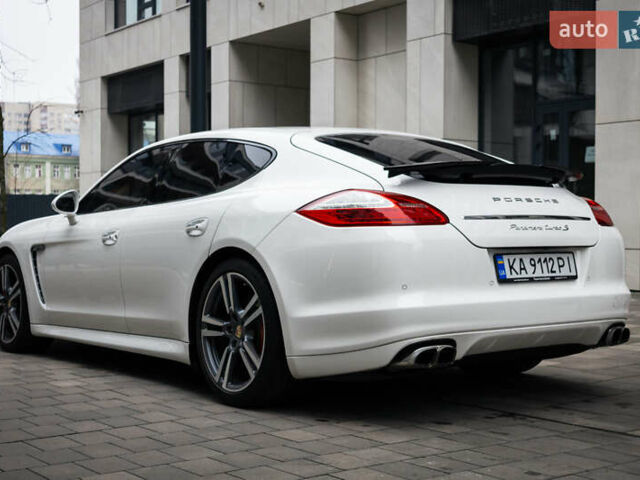 Белый Порше Панамера, объемом двигателя 4.81 л и пробегом 129 тыс. км за 26000 $, фото 26 на Automoto.ua
