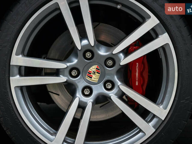Белый Порше Панамера, объемом двигателя 4.81 л и пробегом 129 тыс. км за 26000 $, фото 17 на Automoto.ua