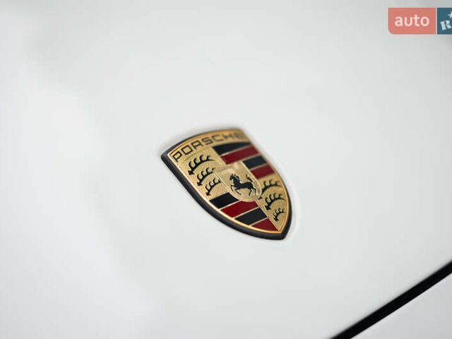 Белый Порше Панамера, объемом двигателя 4.81 л и пробегом 129 тыс. км за 26000 $, фото 70 на Automoto.ua