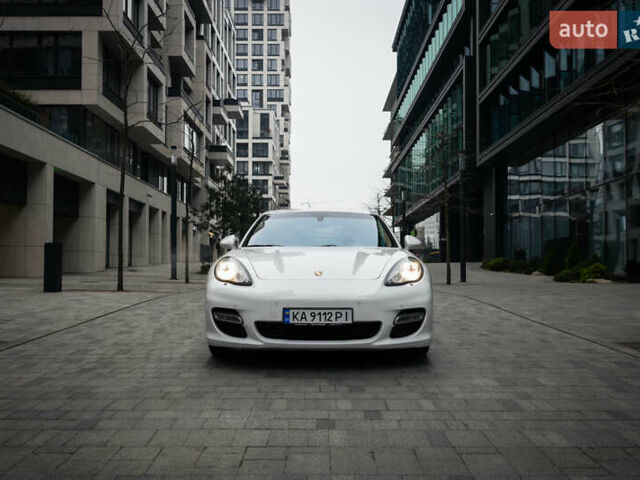 Белый Порше Панамера, объемом двигателя 4.81 л и пробегом 129 тыс. км за 26000 $, фото 6 на Automoto.ua