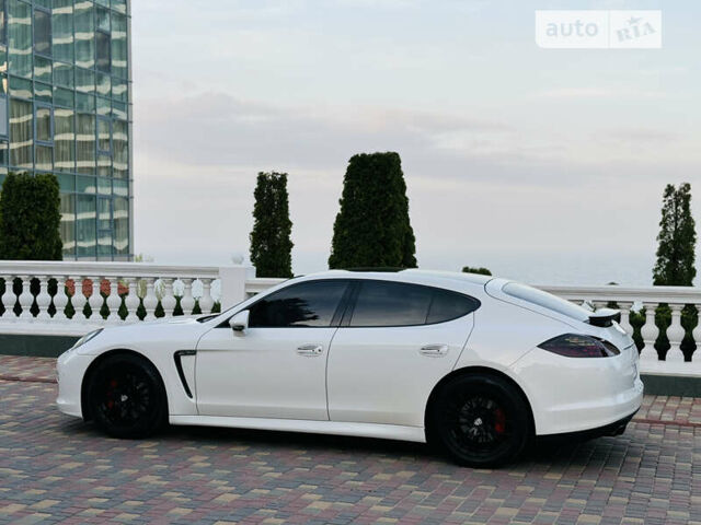 Білий Порше Panamera, об'ємом двигуна 3.6 л та пробігом 117 тис. км за 22900 $, фото 9 на Automoto.ua