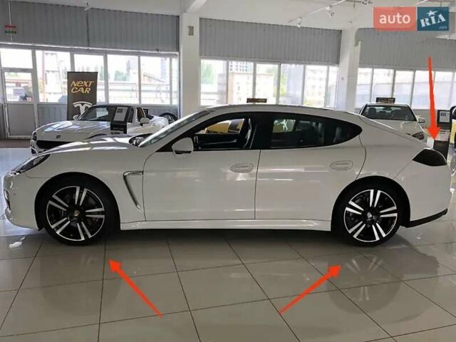 Білий Порше Panamera, об'ємом двигуна 3 л та пробігом 65 тис. км за 31800 $, фото 26 на Automoto.ua