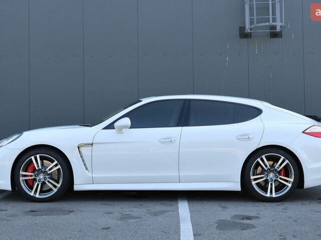 Білий Порше Panamera, об'ємом двигуна 4.81 л та пробігом 129 тис. км за 24000 $, фото 16 на Automoto.ua
