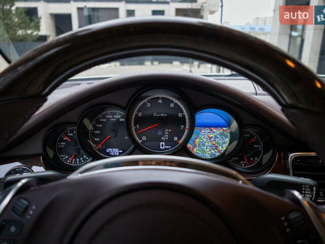 Белый Порше Панамера, объемом двигателя 4.81 л и пробегом 129 тыс. км за 26000 $, фото 56 на Automoto.ua