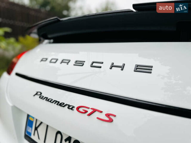 Белый Порше Панамера, объемом двигателя 4.8 л и пробегом 97 тыс. км за 22900 $, фото 11 на Automoto.ua