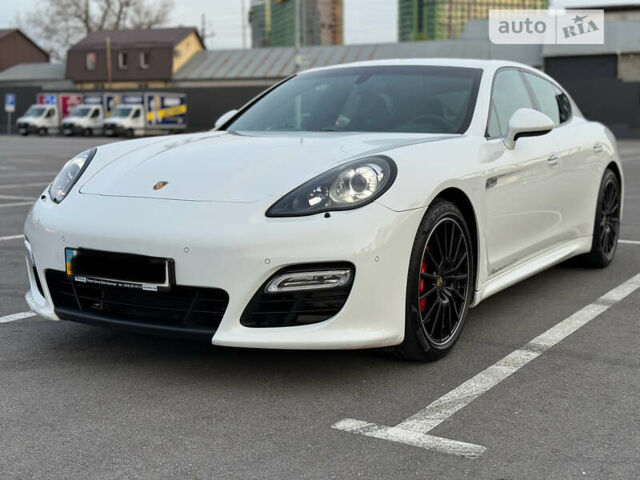 Білий Порше Panamera, об'ємом двигуна 4.81 л та пробігом 47 тис. км за 39999 $, фото 8 на Automoto.ua