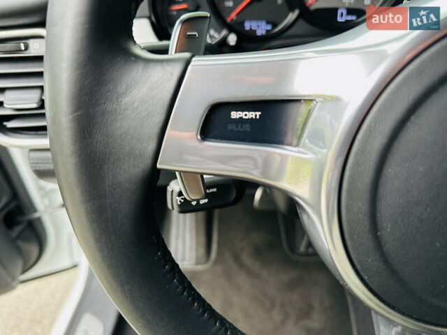 Белый Порше Панамера, объемом двигателя 4.8 л и пробегом 97 тыс. км за 22900 $, фото 29 на Automoto.ua