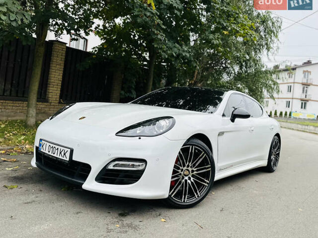 Белый Порше Панамера, объемом двигателя 4.8 л и пробегом 97 тыс. км за 22900 $, фото 1 на Automoto.ua