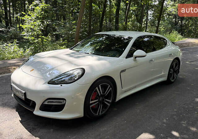 Білий Порше Panamera, об'ємом двигуна 4.81 л та пробігом 68 тис. км за 28500 $, фото 3 на Automoto.ua