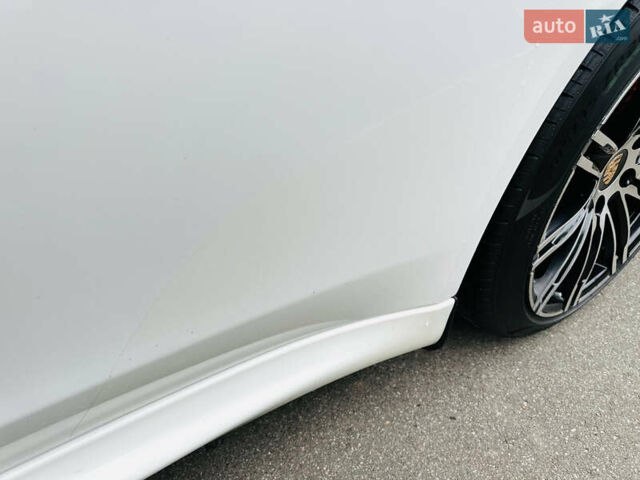 Белый Порше Панамера, объемом двигателя 4.8 л и пробегом 97 тыс. км за 22900 $, фото 49 на Automoto.ua