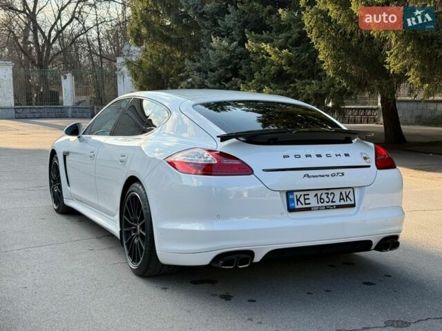 Белый Порше Панамера, объемом двигателя 4.81 л и пробегом 144 тыс. км за 27800 $, фото 8 на Automoto.ua