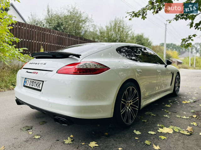 Белый Порше Панамера, объемом двигателя 4.8 л и пробегом 97 тыс. км за 22900 $, фото 13 на Automoto.ua