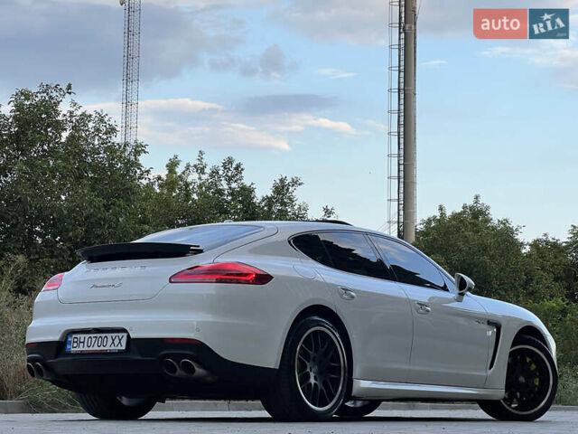 Білий Порше Panamera, об'ємом двигуна 3 л та пробігом 146 тис. км за 33700 $, фото 22 на Automoto.ua