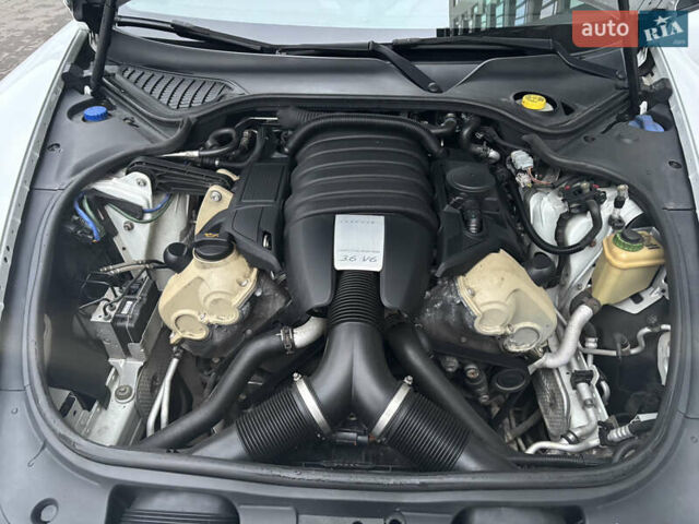 Белый Порше Панамера, объемом двигателя 3.61 л и пробегом 137 тыс. км за 22500 $, фото 21 на Automoto.ua