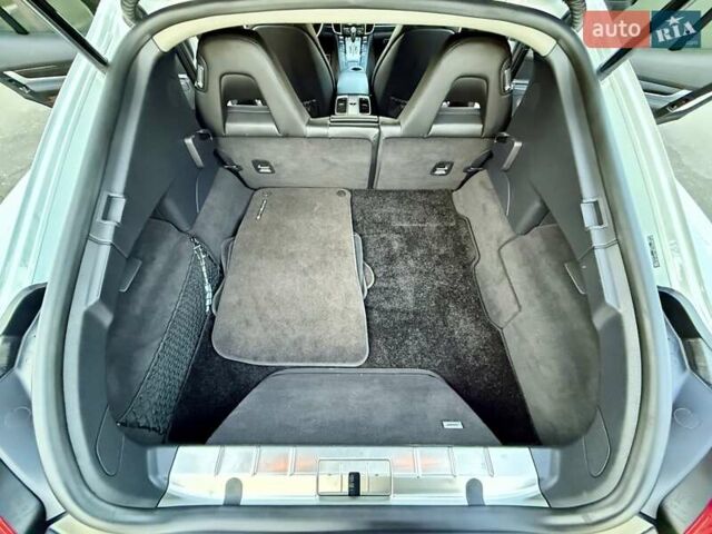 Белый Порше Панамера, объемом двигателя 3 л и пробегом 146 тыс. км за 29999 $, фото 67 на Automoto.ua