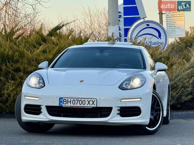Белый Порше Панамера, объемом двигателя 3 л и пробегом 146 тыс. км за 29999 $, фото 4 на Automoto.ua