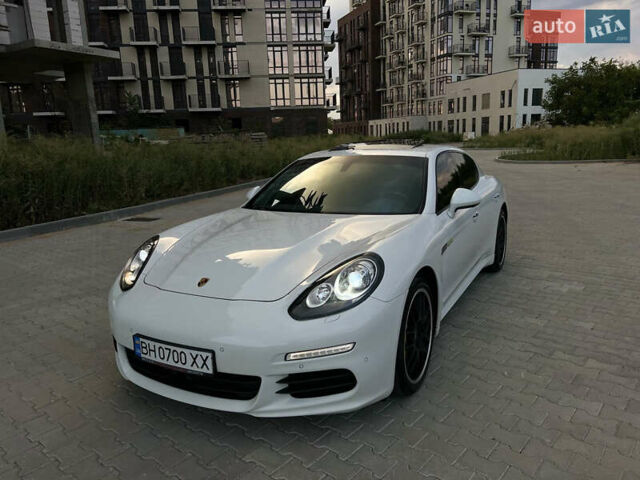 Білий Порше Panamera, об'ємом двигуна 3 л та пробігом 146 тис. км за 33700 $, фото 50 на Automoto.ua