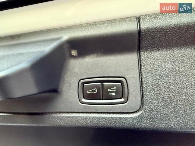 Белый Порше Панамера, объемом двигателя 3 л и пробегом 146 тыс. км за 29999 $, фото 69 на Automoto.ua