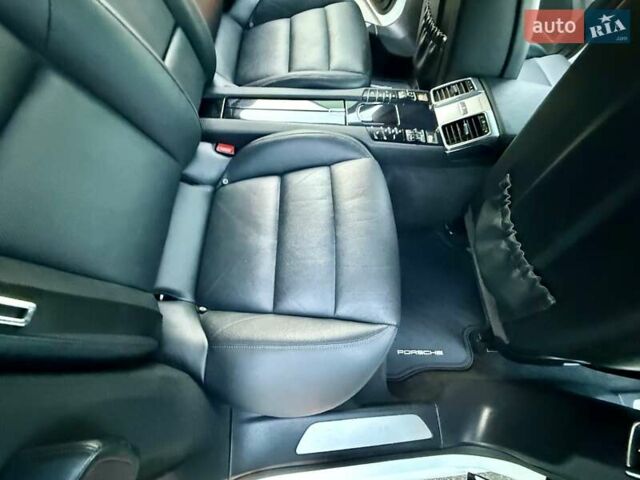 Белый Порше Панамера, объемом двигателя 3 л и пробегом 146 тыс. км за 29999 $, фото 81 на Automoto.ua