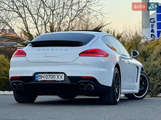 Белый Порше Панамера, объемом двигателя 3 л и пробегом 146 тыс. км за 29999 $, фото 41 на Automoto.ua