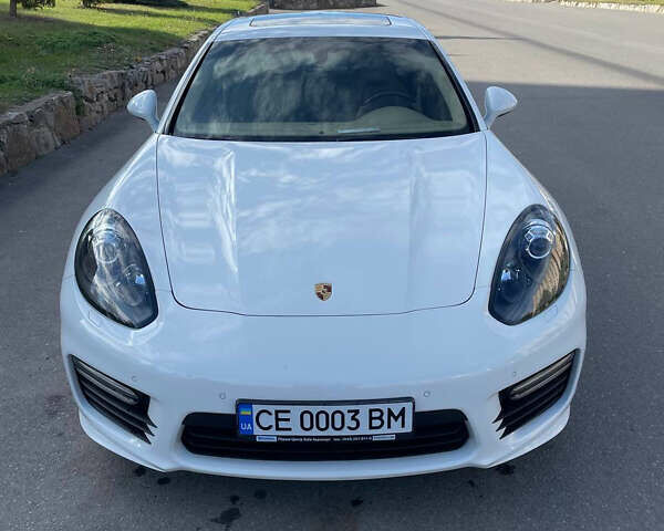 Белый Порше Панамера, объемом двигателя 4.8 л и пробегом 103 тыс. км за 31900 $, фото 4 на Automoto.ua