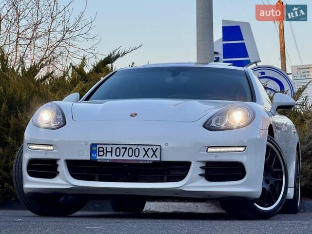 Белый Порше Панамера, объемом двигателя 3 л и пробегом 146 тыс. км за 29999 $, фото 5 на Automoto.ua