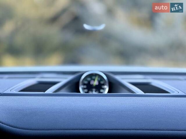 Белый Порше Панамера, объемом двигателя 3 л и пробегом 146 тыс. км за 29999 $, фото 85 на Automoto.ua