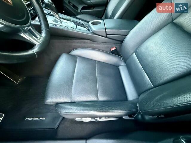 Белый Порше Панамера, объемом двигателя 3 л и пробегом 146 тыс. км за 29999 $, фото 123 на Automoto.ua