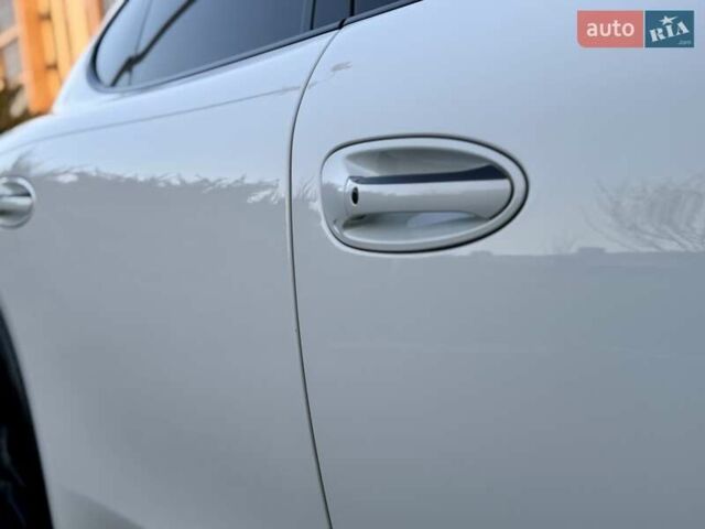 Белый Порше Панамера, объемом двигателя 3 л и пробегом 146 тыс. км за 29999 $, фото 39 на Automoto.ua