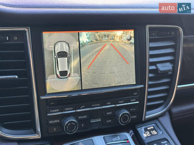 Білий Порше Panamera, об'ємом двигуна 3.61 л та пробігом 65 тис. км за 29999 $, фото 2 на Automoto.ua