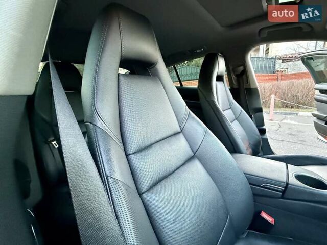 Белый Порше Панамера, объемом двигателя 3 л и пробегом 146 тыс. км за 29999 $, фото 101 на Automoto.ua