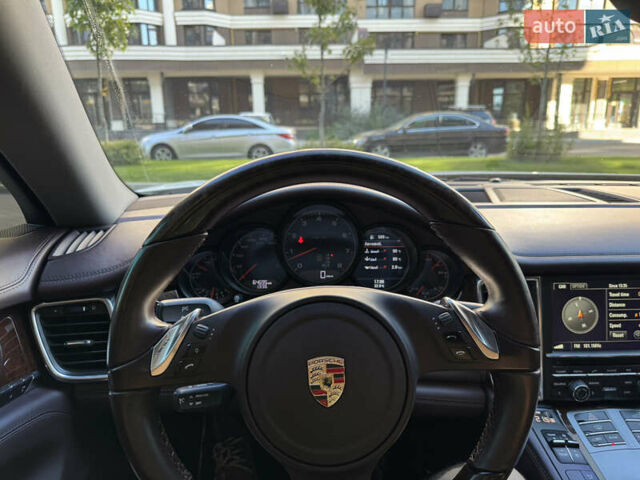 Білий Порше Panamera, об'ємом двигуна 3.61 л та пробігом 65 тис. км за 29999 $, фото 23 на Automoto.ua