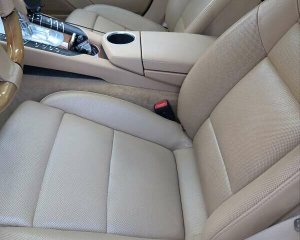 Білий Порше Panamera, об'ємом двигуна 3 л та пробігом 136 тис. км за 30000 $, фото 29 на Automoto.ua
