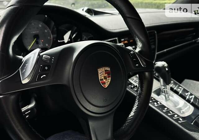 Білий Порше Panamera, об'ємом двигуна 3 л та пробігом 81 тис. км за 38500 $, фото 8 на Automoto.ua