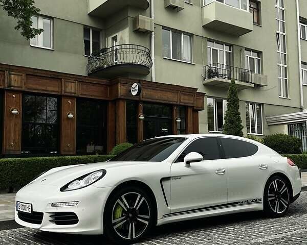 Білий Порше Panamera, об'ємом двигуна 3 л та пробігом 81 тис. км за 38500 $, фото 7 на Automoto.ua