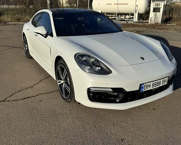 Белый Порше Панамера, объемом двигателя 2.89 л и пробегом 147 тыс. км за 65000 $, фото 1 на Automoto.ua
