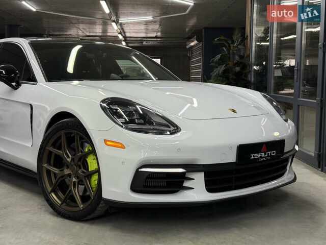 Білий Порше Panamera, об'ємом двигуна 2.89 л та пробігом 42 тис. км за 67500 $, фото 3 на Automoto.ua